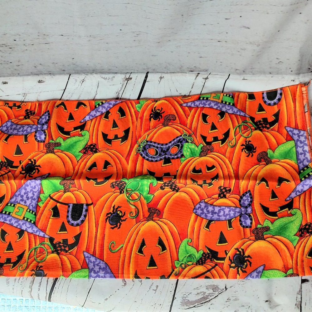 Halloween pumpkin bandana Necker chief napkin 20x20